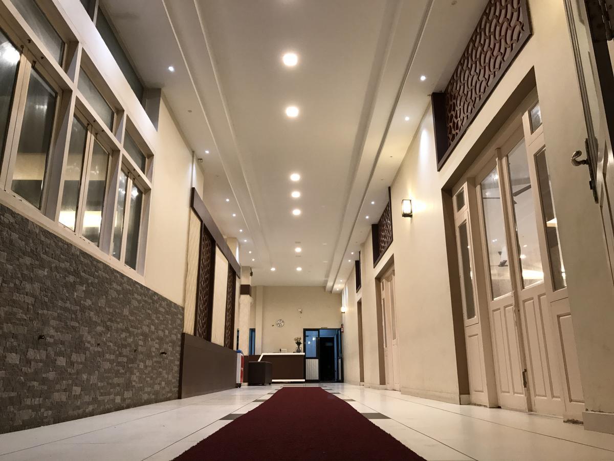 Marmara Beach House Hotel Kannur Exterior photo